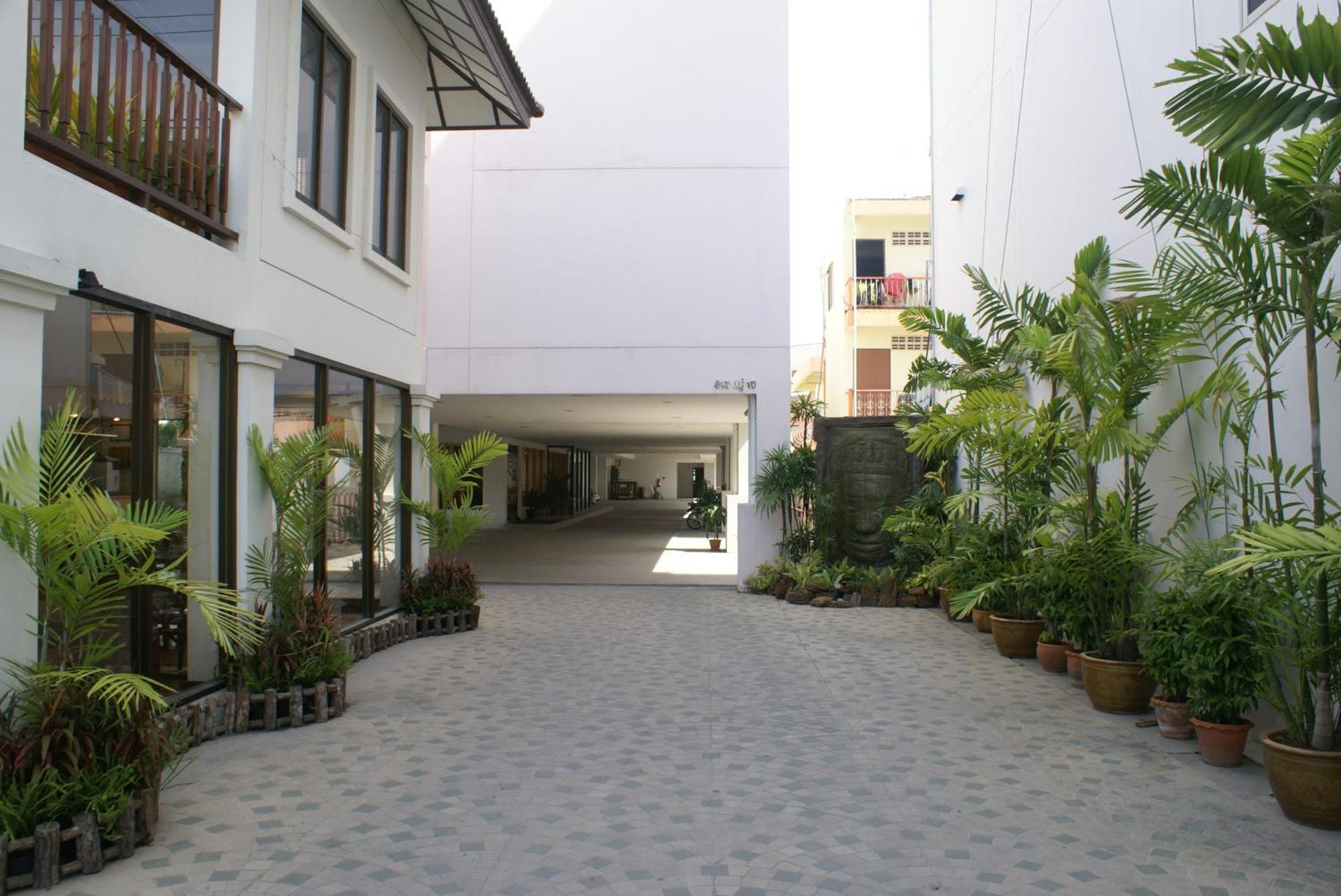 Diamond City Place Hotel Pattaya Esterno foto