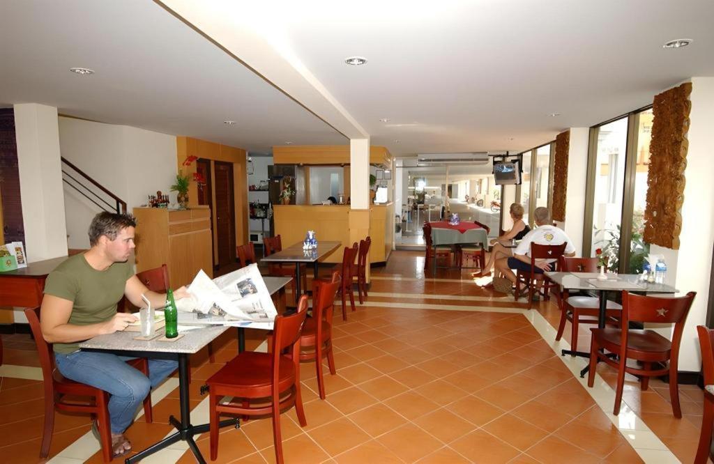 Diamond City Place Hotel Pattaya Esterno foto