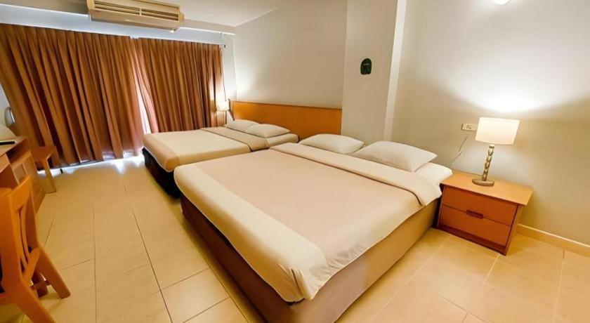 Diamond City Place Hotel Pattaya Esterno foto