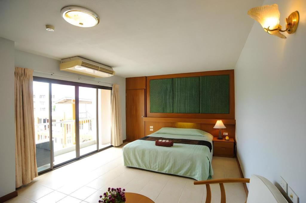 Diamond City Place Hotel Pattaya Esterno foto