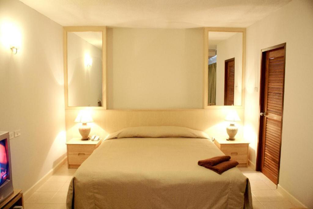 Diamond City Place Hotel Pattaya Esterno foto