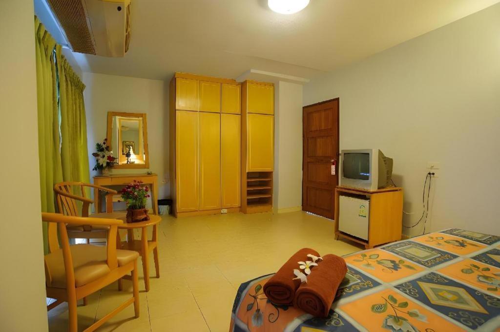 Diamond City Place Hotel Pattaya Esterno foto