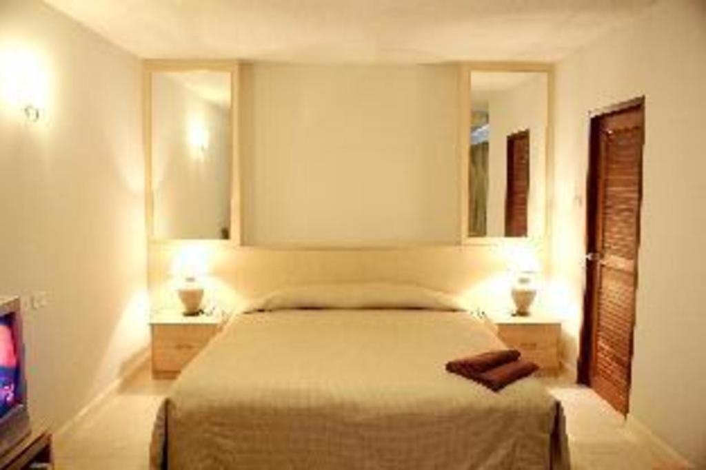 Diamond City Place Hotel Pattaya Esterno foto